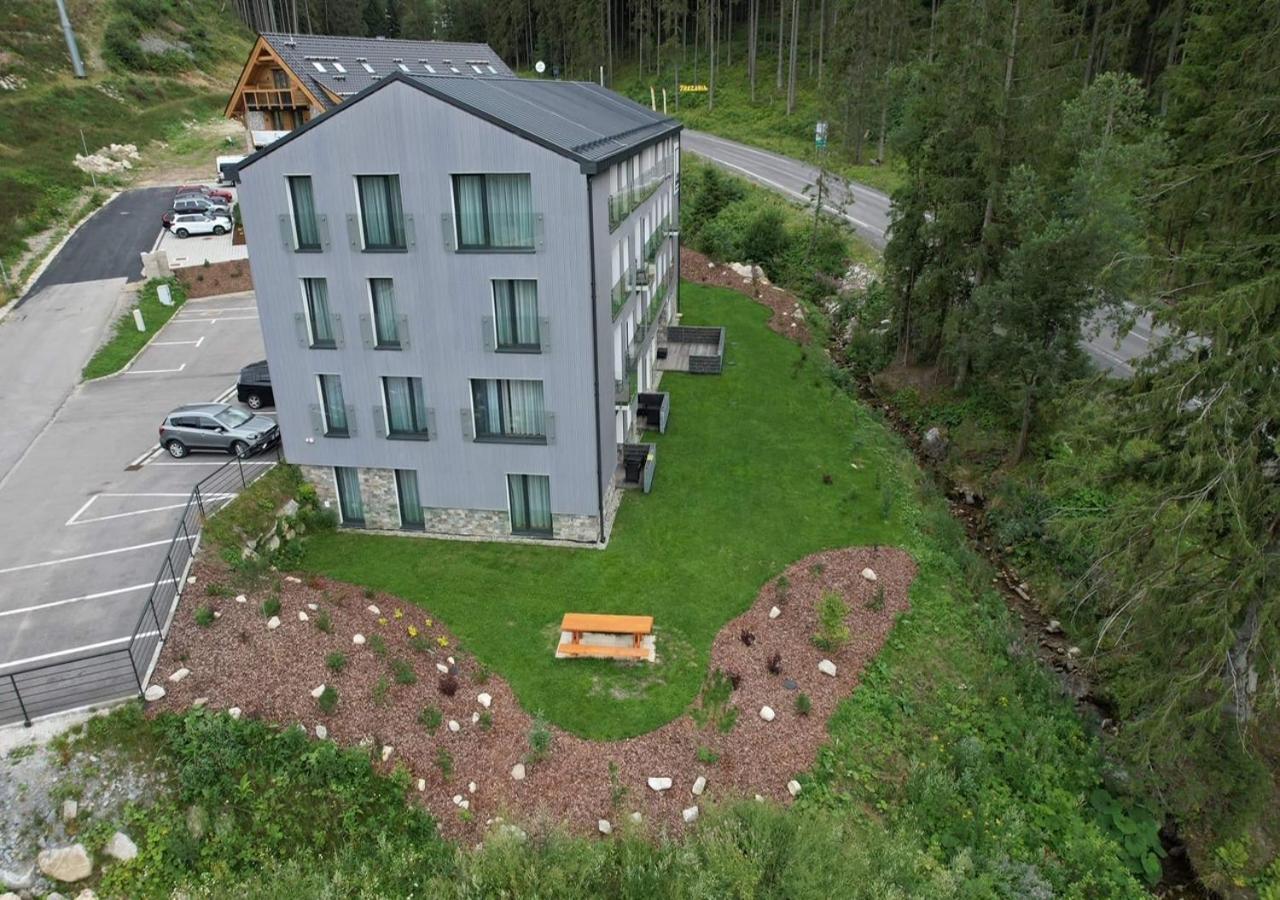 Apartmany Palenica & Ostredok - Galeria Apartments Jasna Lucky Demanovska Dolina Exterior foto